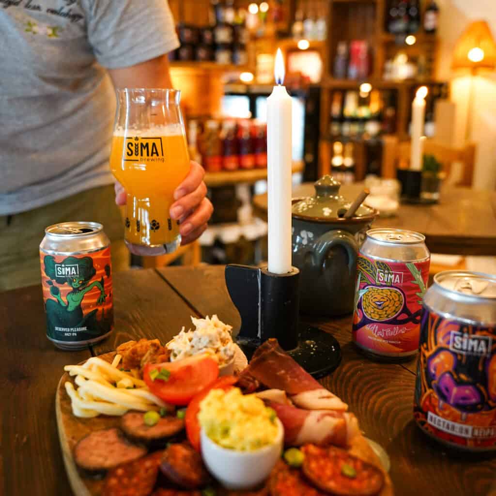 karácsony, csapatépítő, snack, sörkorcsolya,